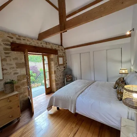 Le Clos Saint 5 Etoiles 돔므