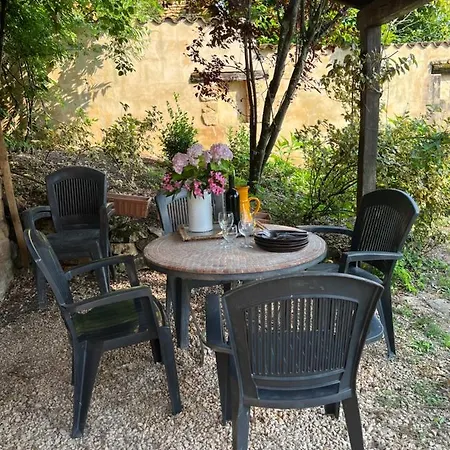 Вилла Le Clos Saint 5 Etoiles Домм