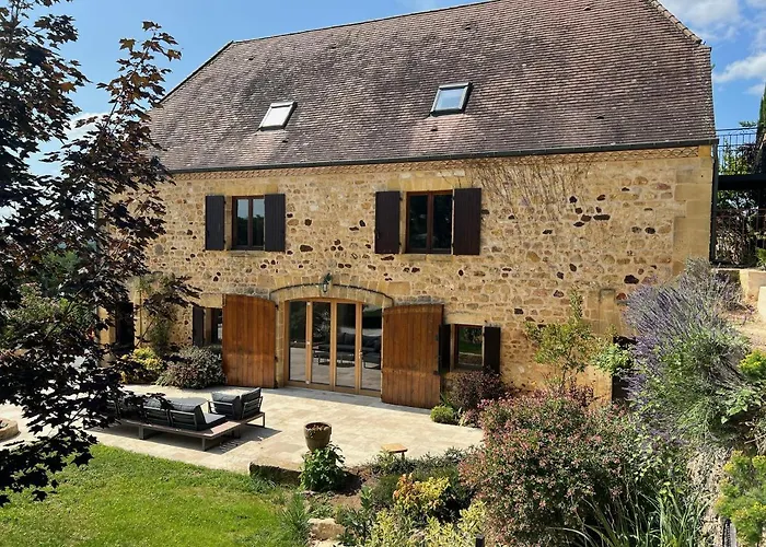 Le Clos Saint 5 Etoiles * Domme